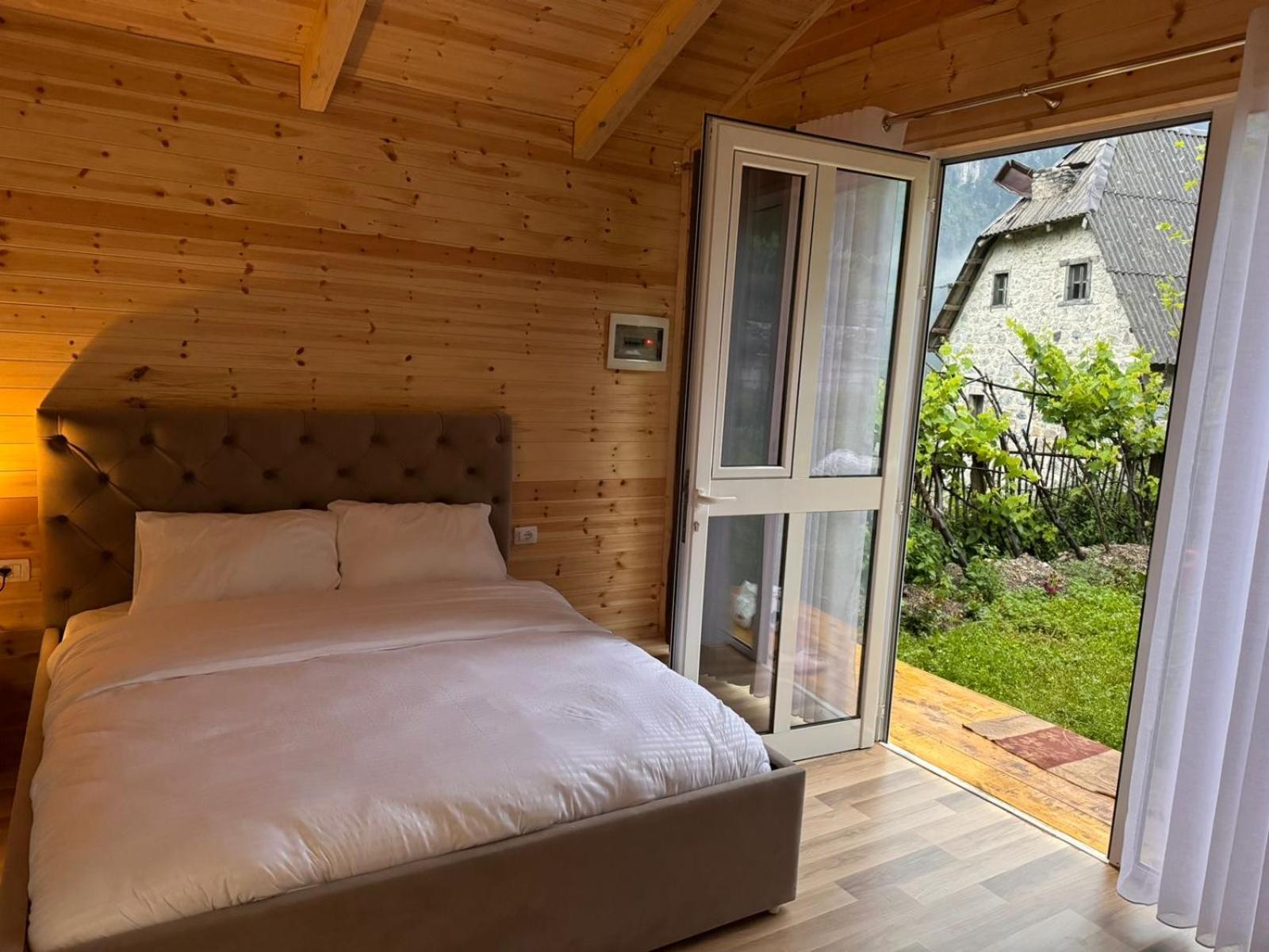 Thethi Mountain Villas Dış mekan fotoğraf