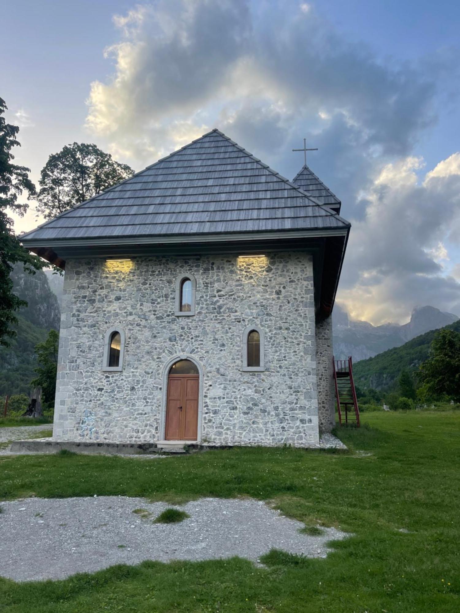 Thethi Mountain Villas Dış mekan fotoğraf